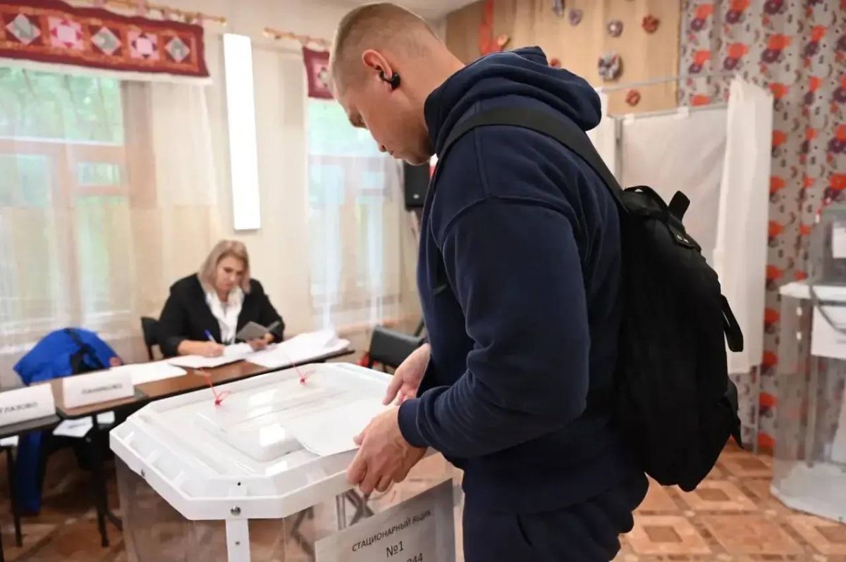Финальный день выборов: жители Серпухова активно отдают свои голоса Финальный день выборов: жители Серпухова активно отдают свои голоса