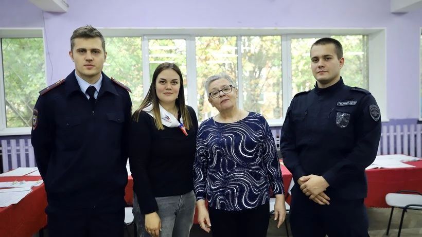 Общественный деятель Ирина Трынкина проголосовала в Солнечногорске! Общественный деятель Ирина Трынкина проголосовала в Солнечногорске!