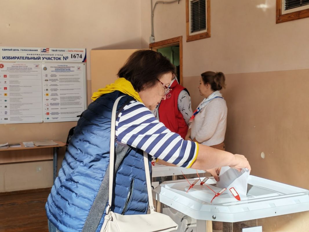 Не упустите шанс: завершается заключительный день голосования на выборах кандидатов в Госдуму и Мособлдуму Не упустите шанс: завершается заключительный день голосования на выборах кандидатов в Госдуму и Мособлдуму