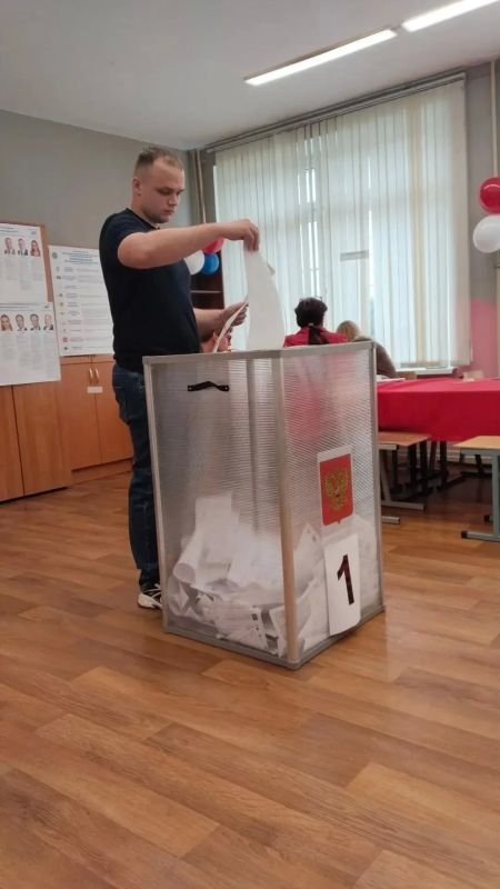 Молодые жители Люберец впервые голосуют на выборах Молодые жители Люберец впервые голосуют на выборах