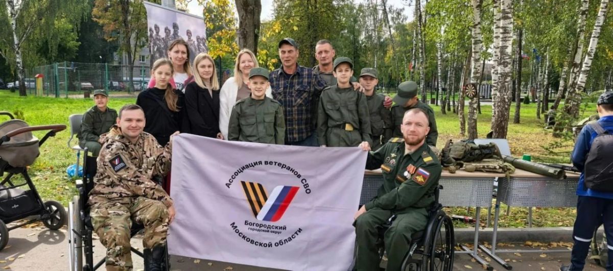 В Центре образования № 21 прошло традиционное благотворительное мероприятие, которое стало важной площадкой для взаимодействия школьников, их семей и местного населения