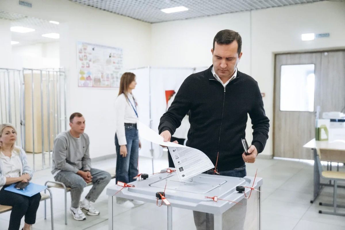 На избирательных участках в Подмосковье - много молодежи На избирательных участках в Подмосковье - много молодежи