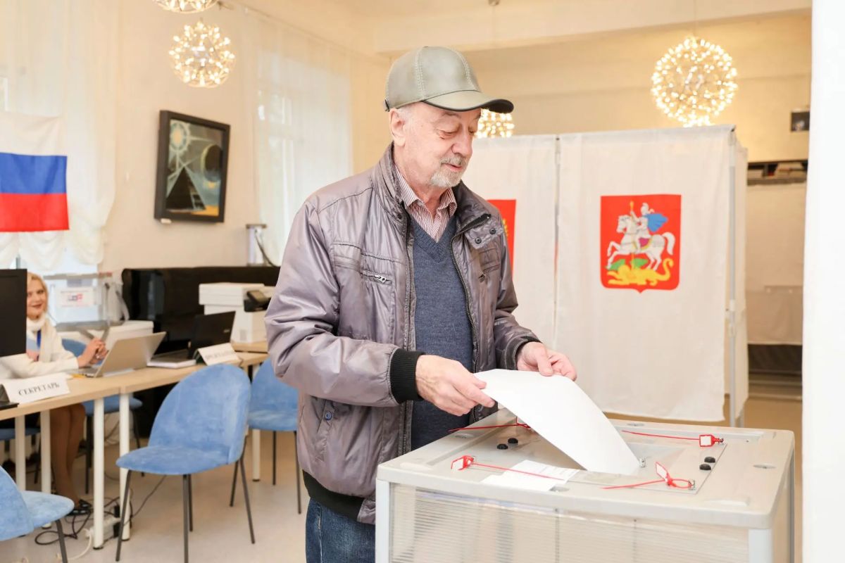 Завершилось трёхдневное голосование на выборах депутатов Государственной Думы Российской Федерации и Московской областной Думы Завершилось трёхдневное голосование на выборах депутатов Государственной Думы Российской Федерации и Московской областной Думы
