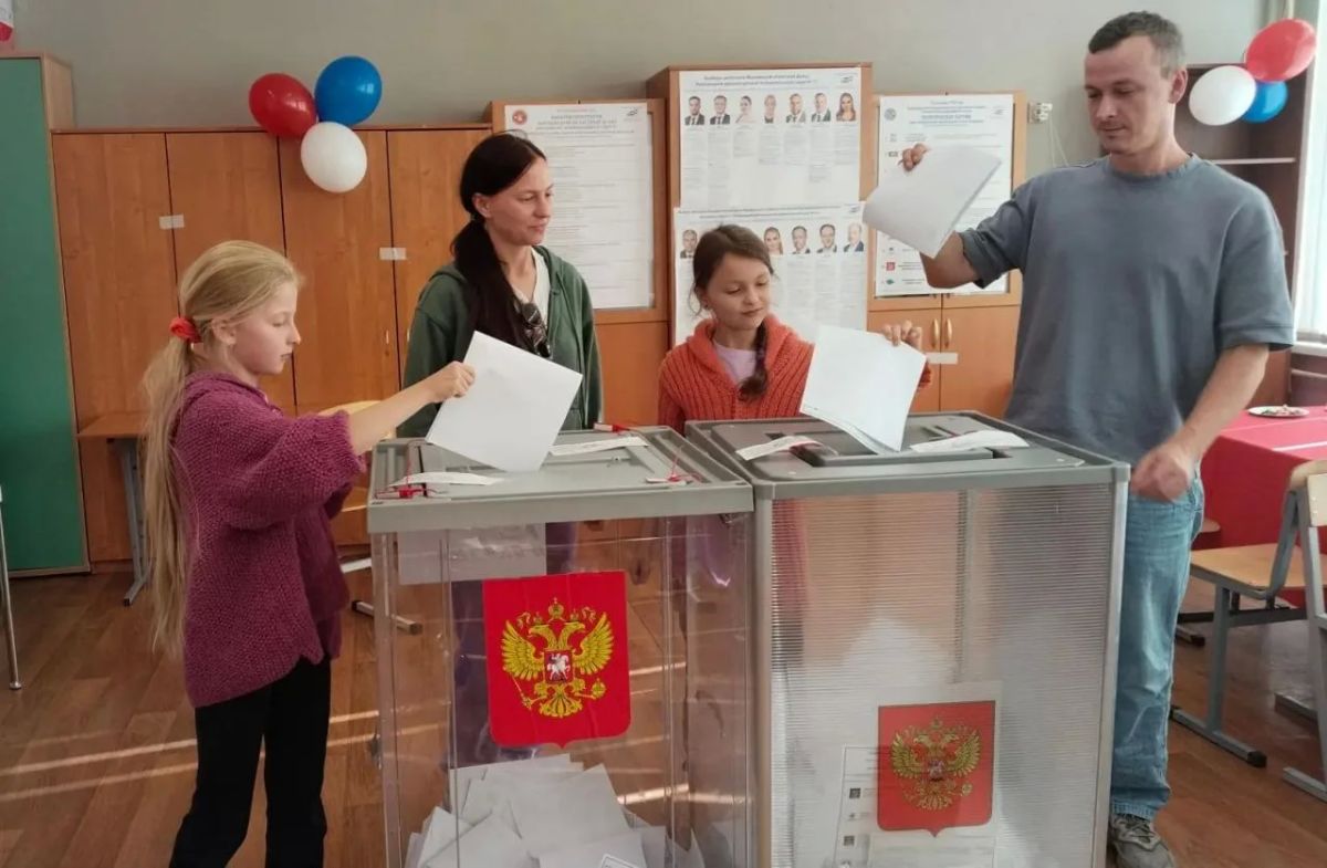 Владимир Волков: Чуть больше часа остаётся до закрытия избирательных участков в округе Владимир Волков: Чуть больше часа остаётся до закрытия избирательных участков в округе