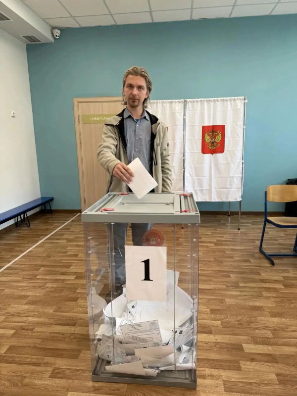 Жители Богородского округа активно проявляют свою гражданскую позицию, выбирая депутатов и партии, которые будут представлять их в Московской областной думе и Госдуме РФ Жители Богородского округа активно проявляют свою гражданскую позицию, выбирая депутатов и партии, которые будут представлять их в Московской областной думе и Госдуме РФ