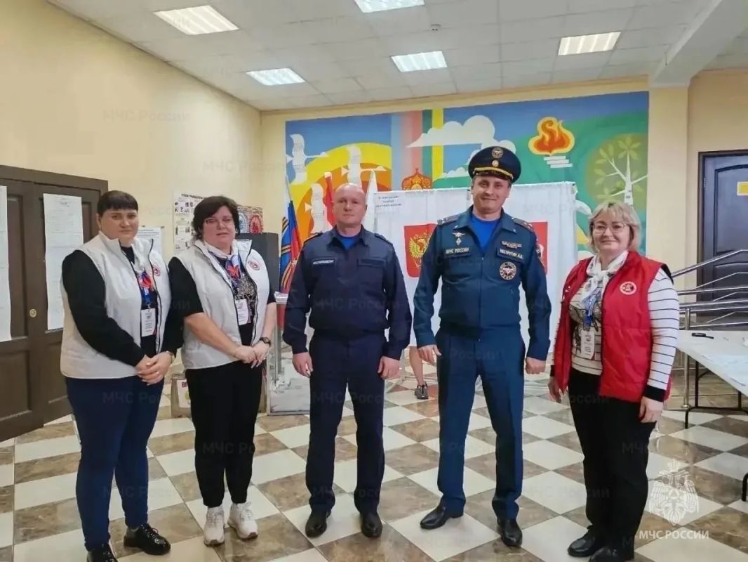 Сотрудники МЧС России обеспечили пожарную безопасность выборов в Подмосковье Сотрудники МЧС России обеспечили пожарную безопасность выборов в Подмосковье