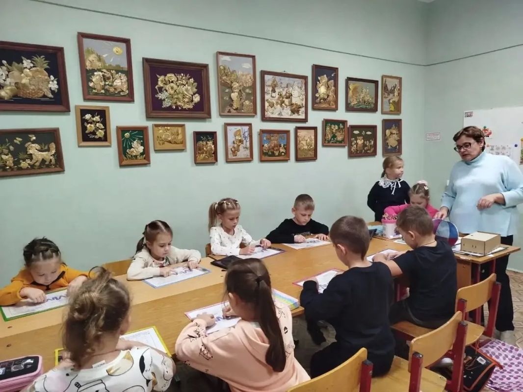 Дом детского творчества представил свои студии и направления Дом детского творчества представил свои студии и направления