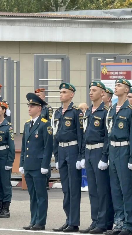 Преемственность мужества: в Подмосковье зародилась новая династия огнеборцев Преемственность мужества: в Подмосковье зародилась новая династия огнеборцев