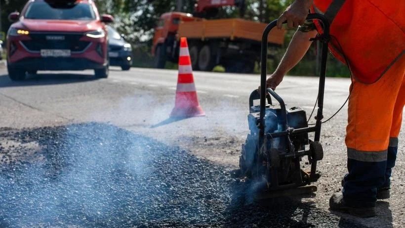 Специалисты Мосавтодора за неделю провели уборку и мелкий ремонт, чтобы ездить по дорогам было удобнее и безопаснее, сообщает пресс-служба Министерства транспорта и дорожной инфраструктуры Московской области