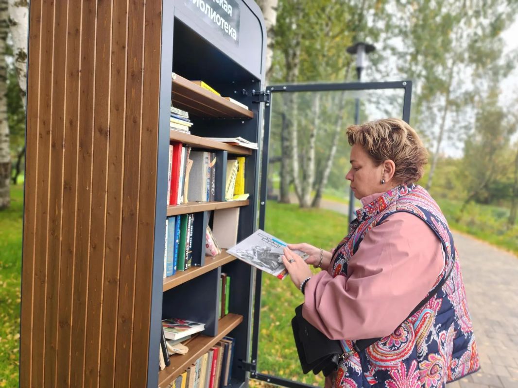 На новой набережной Учи в Ивантеевке появилось место с особой магией — киоск буккроссинга На новой набережной Учи в Ивантеевке появилось место с особой магией — киоск буккроссинга