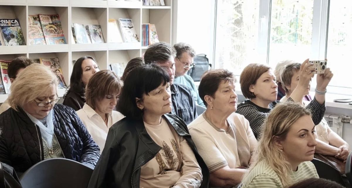 В Центральной библиотеке имени Инны Гофф состоялся зональный семинар МПОО Общероссийского профсоюза работников культуры В Центральной библиотеке имени Инны Гофф состоялся зональный семинар МПОО Общероссийского профсоюза работников культуры
