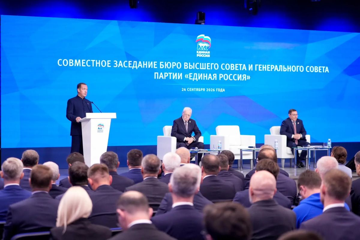 Андрей Воробьев: Сегодня на совместном заседании Бюро Высшего совета и Президиума Генсовета «Единой России» вместе с Председателем партии Дмитрием Медведевым, секретарем Генсовета Владимиром Якушевым и коллегами подвели... Андрей Воробьев: Сегодня на совместном заседании Бюро Высшего совета и Президиума Генсовета «Единой России» вместе с Председателем партии Дмитрием Медведевым, секретарем Генсовета Владимиром Якушевым и коллегами подвели...