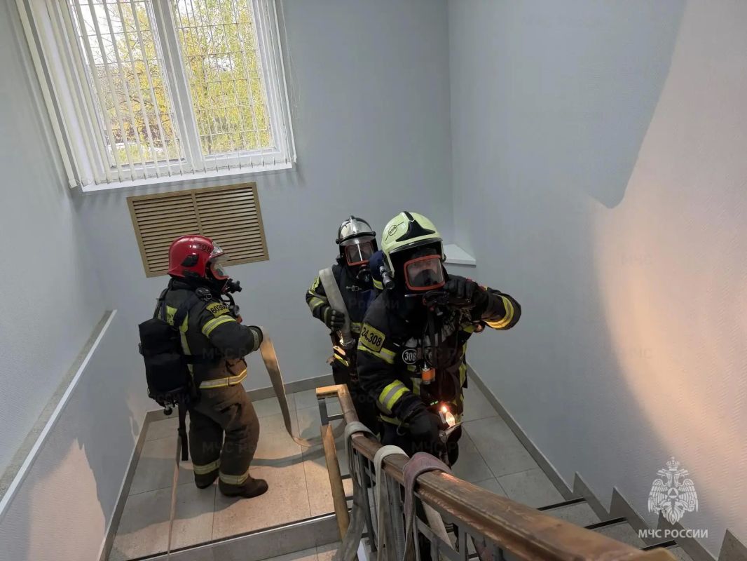 Пожарные и спасатели провели учения на базе ИК-5 в Можайском округе Пожарные и спасатели провели учения на базе ИК-5 в Можайском округе
