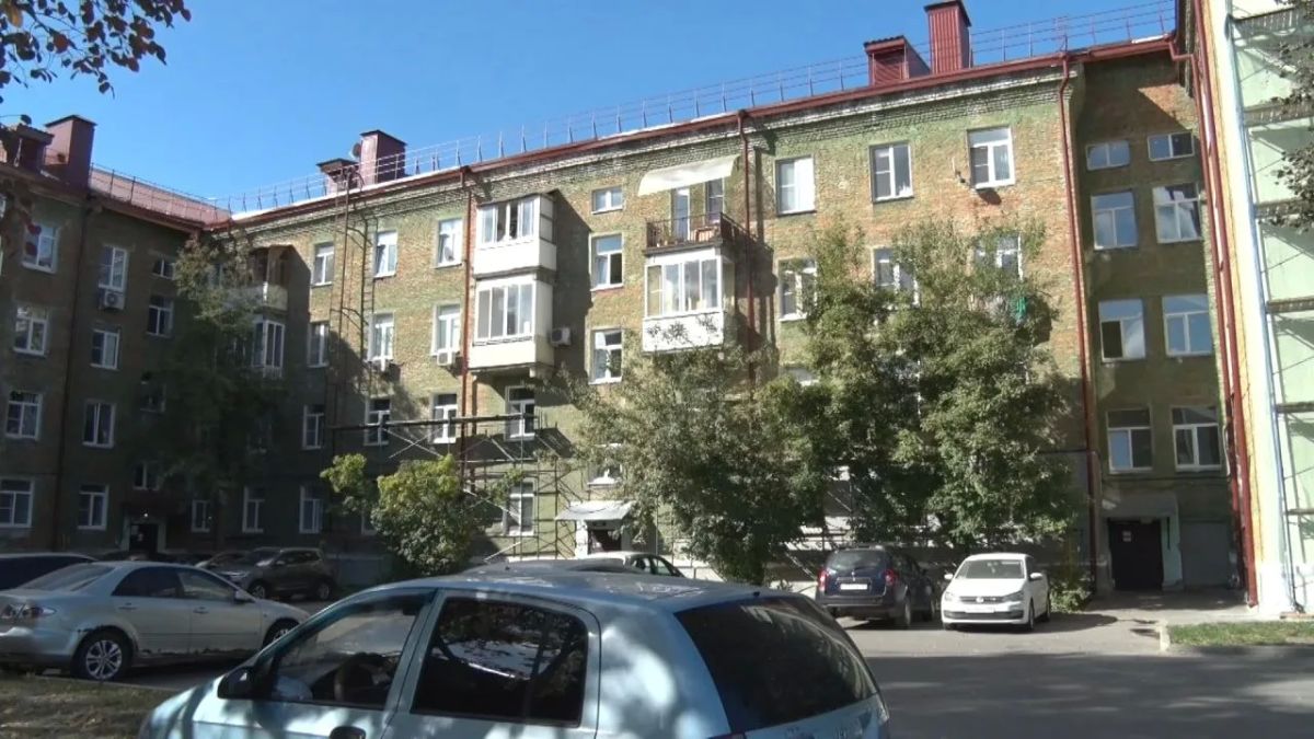 В Ступино начался капитальный ремонт фасада «зелёного дома» В Ступино начался капитальный ремонт фасада «зелёного дома»