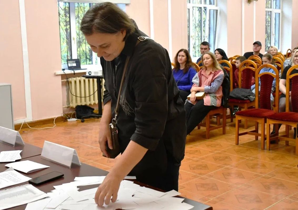 Многодетные семьи из Жуковского приняли участие в жеребьевке по предоставлению земельных участков Многодетные семьи из Жуковского приняли участие в жеребьевке по предоставлению земельных участков