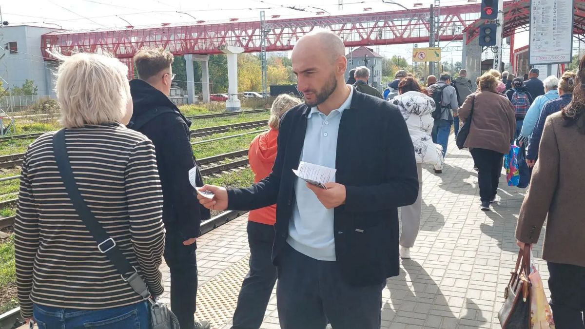 На железнодорожной станции «Серпухов» прошла акция «Сохрани себе жизнь» На железнодорожной станции «Серпухов» прошла акция «Сохрани себе жизнь»