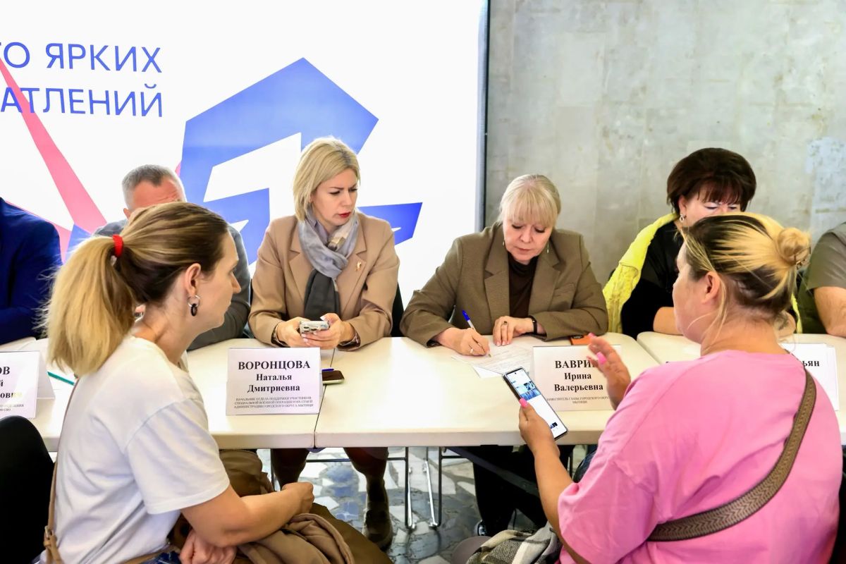 Юлия Купецкая: Содержание МКД, работа общественного транспорта, строительство и ремонт дорог, земельные вопросы – топ тем обращений наших жителей на выездной администрации Юлия Купецкая: Содержание МКД, работа общественного транспорта, строительство и ремонт дорог, земельные вопросы – топ тем обращений наших жителей на выездной администрации