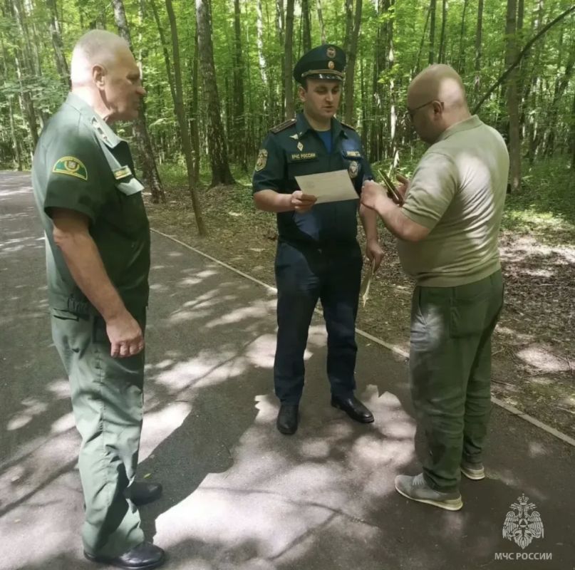Лучшим дознавателем органов МЧС в Центральном федеральном округе стал представитель МЧС Подмосковья Темерлан Арабов из Видного Лучшим дознавателем органов МЧС в Центральном федеральном округе стал представитель МЧС Подмосковья Темерлан Арабов из Видного