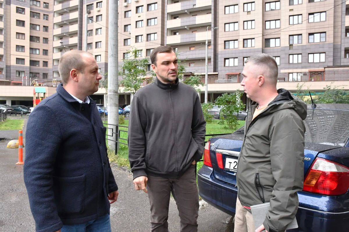 Подрядчик Фонда капремонта вышел на работы по восстановлению дома №62 по улице Гагарина, пострадавшего от атаки БПЛА Подрядчик Фонда капремонта вышел на работы по восстановлению дома №62 по улице Гагарина, пострадавшего от атаки БПЛА