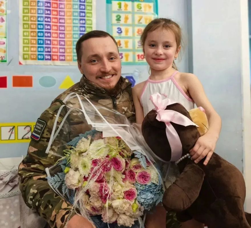 Заместитель командира бригады «Волки» Сергей Ситников приехал в отпуск к семье в Серпухов Заместитель командира бригады «Волки» Сергей Ситников приехал в отпуск к семье в Серпухов