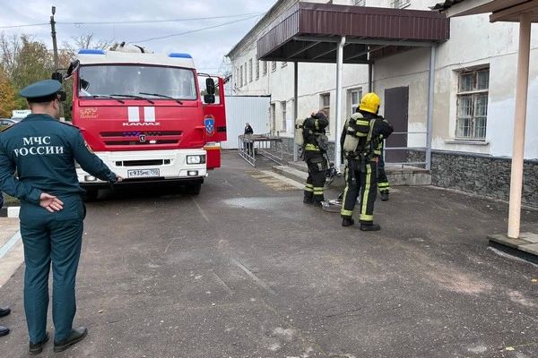 В исправительной колонии № 5 прошли пожарно-тактические учения