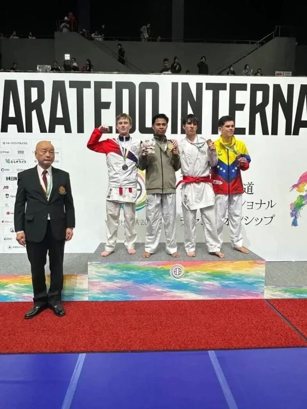 НАШИ В ЯПОНИИ: ДВА СЕРЕБРА ЧЕМПИОНАТА МИРА ПО КАРАТЭ НАШИ В ЯПОНИИ: ДВА СЕРЕБРА ЧЕМПИОНАТА МИРА ПО КАРАТЭ