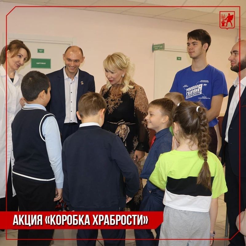 Инна Волкова: Вместе с депутатами городского Совета Сергеем Сергеевичем Карловым и Николаем Дмитриевичем Покорским приняла участие в доброй акции «Коробка храбрости» Инна Волкова: Вместе с депутатами городского Совета Сергеем Сергеевичем Карловым и Николаем Дмитриевичем Покорским приняла участие в доброй акции «Коробка храбрости»
