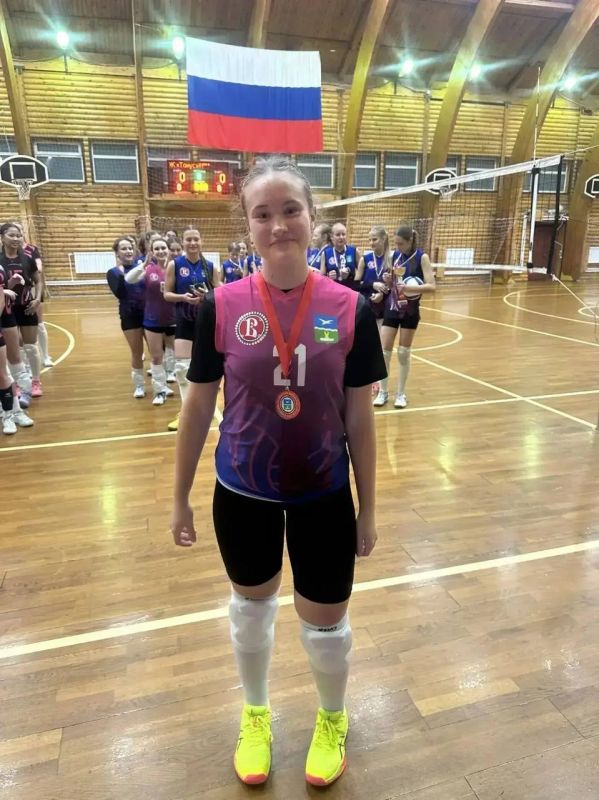 27 сентября в ФОЗ «Тонус» прошло спортивное соревнование муниципального округа Чехов по волейболу среди девушек 2012-2013 гг.р 27 сентября в ФОЗ «Тонус» прошло спортивное соревнование муниципального округа Чехов по волейболу среди девушек 2012-2013 гг.р