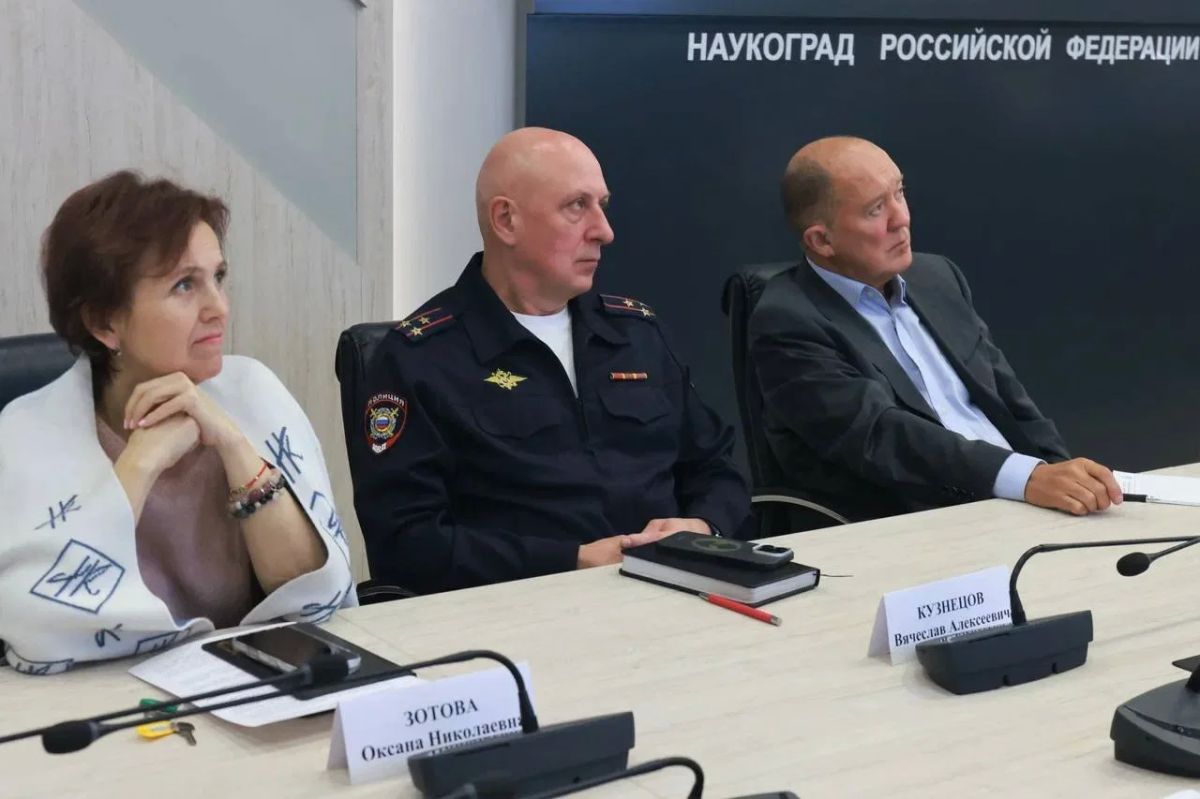 На оперативном совещании губернатора Московской области Андрея Юрьевича Воробьёва с членами правительства и главами муниципалитетов определили основные направления работы с наказами жителей, поступившими в ходе избирательной... На оперативном совещании губернатора Московской области Андрея Юрьевича Воробьёва с членами правительства и главами муниципалитетов определили основные направления работы с наказами жителей, поступившими в ходе избирательной...