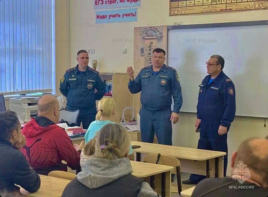 В Балашихе многодетным семьям вручают пожарные извещатели