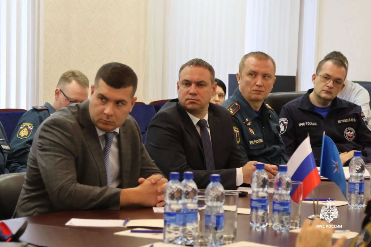Во ВНИИПО МЧС России состоялся ряд рабочих совещаний под председательством Романа Курынина Во ВНИИПО МЧС России состоялся ряд рабочих совещаний под председательством Романа Курынина