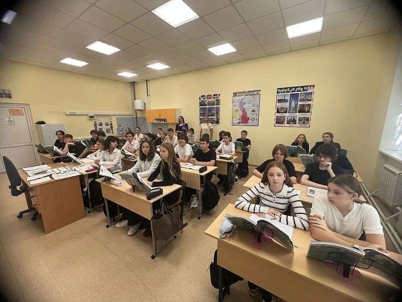 Воскресенским школьникам рассказали о правилах поведения на железной дороге Воскресенским школьникам рассказали о правилах поведения на железной дороге