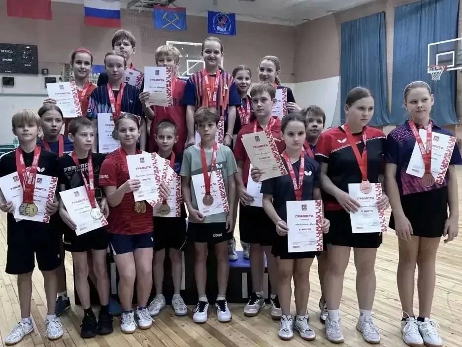 Подольские теннисистки завоевали бронзу на турнире в ДК «Октябрь»