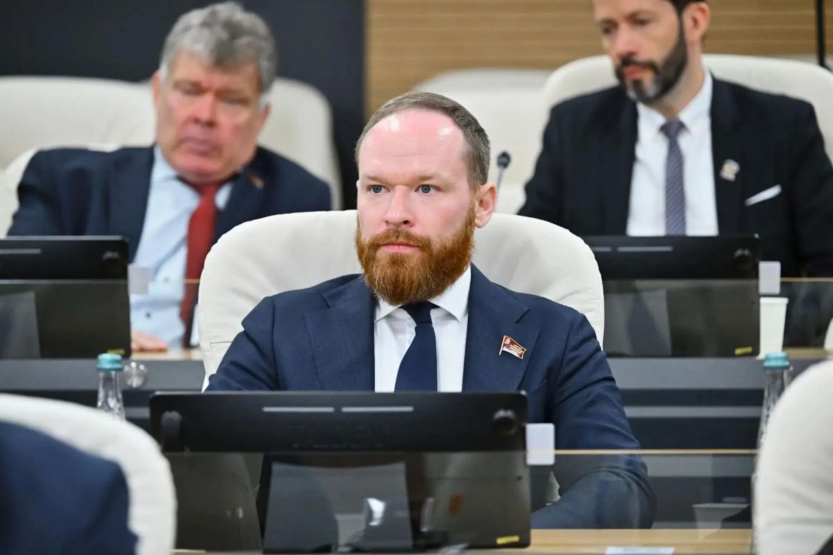 Игорь Брынцалов вновь возглавил Московскую областную Думу Игорь Брынцалов вновь возглавил Московскую областную Думу
