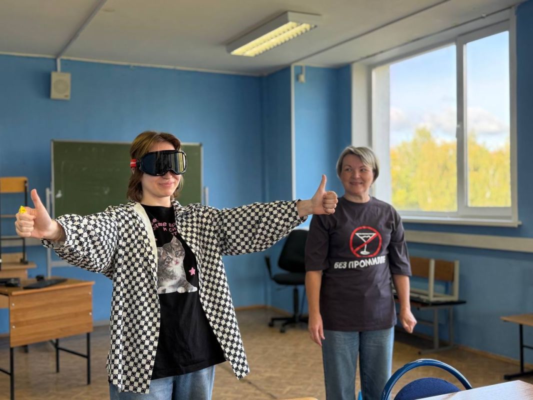 В Химках автоинспекторы. совместно с представителями РОО «СБДД» провели интерактивный тренинг «Без промилле» В Химках автоинспекторы. совместно с представителями РОО «СБДД» провели интерактивный тренинг «Без промилле»