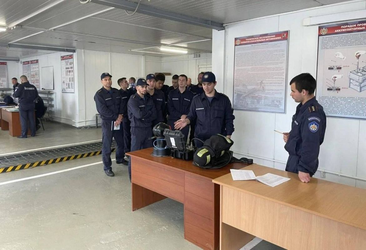 В Подольске пожарные прошли аттестацию на работу в задымленной среде В Подольске пожарные прошли аттестацию на работу в задымленной среде