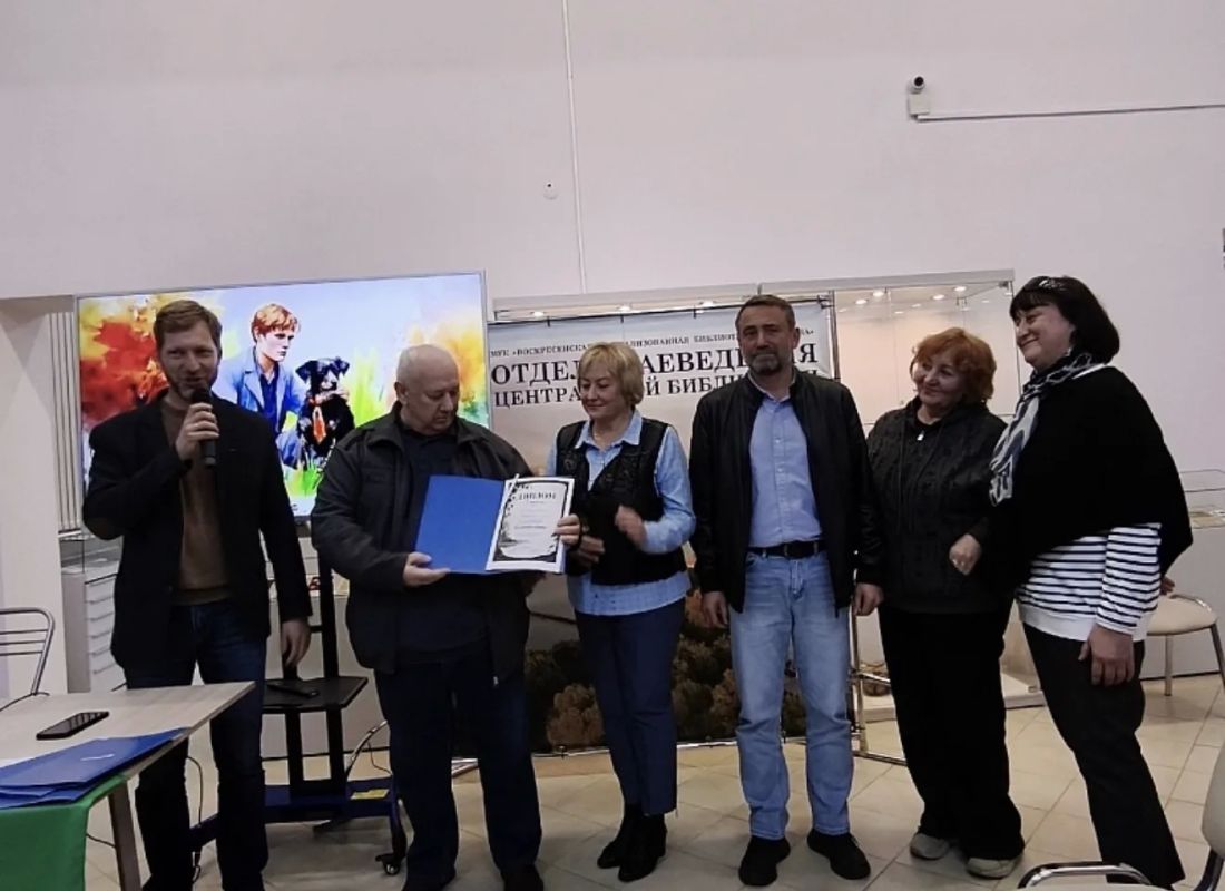 В отделе краеведения Центральной библиотеки им. Инны Гофф прошло мероприятие, приуроченное ко дню рождения Сергея Есенина В отделе краеведения Центральной библиотеки им. Инны Гофф прошло мероприятие, приуроченное ко дню рождения Сергея Есенина