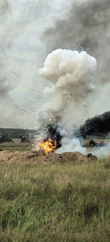 Военно-исторический фестиваль «Прорыв»: ступинец в образе гусара Военно-исторический фестиваль «Прорыв»: ступинец в образе гусара