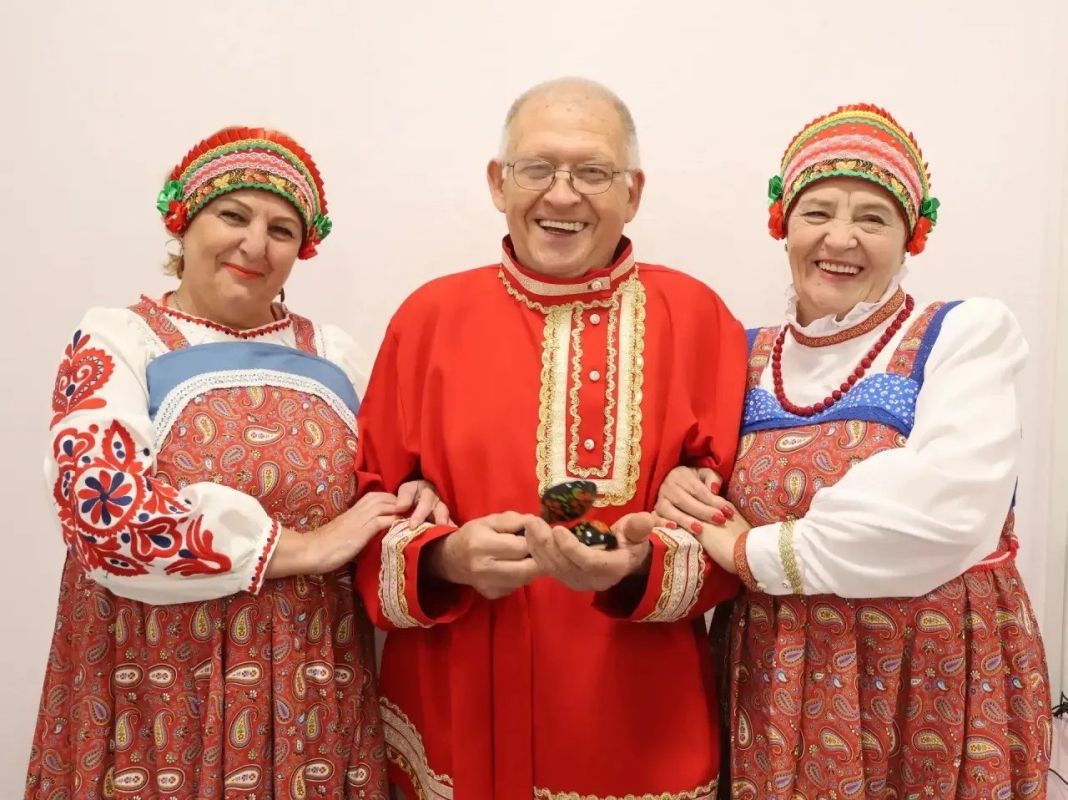 «Нам года — не беда, коль душа молода»