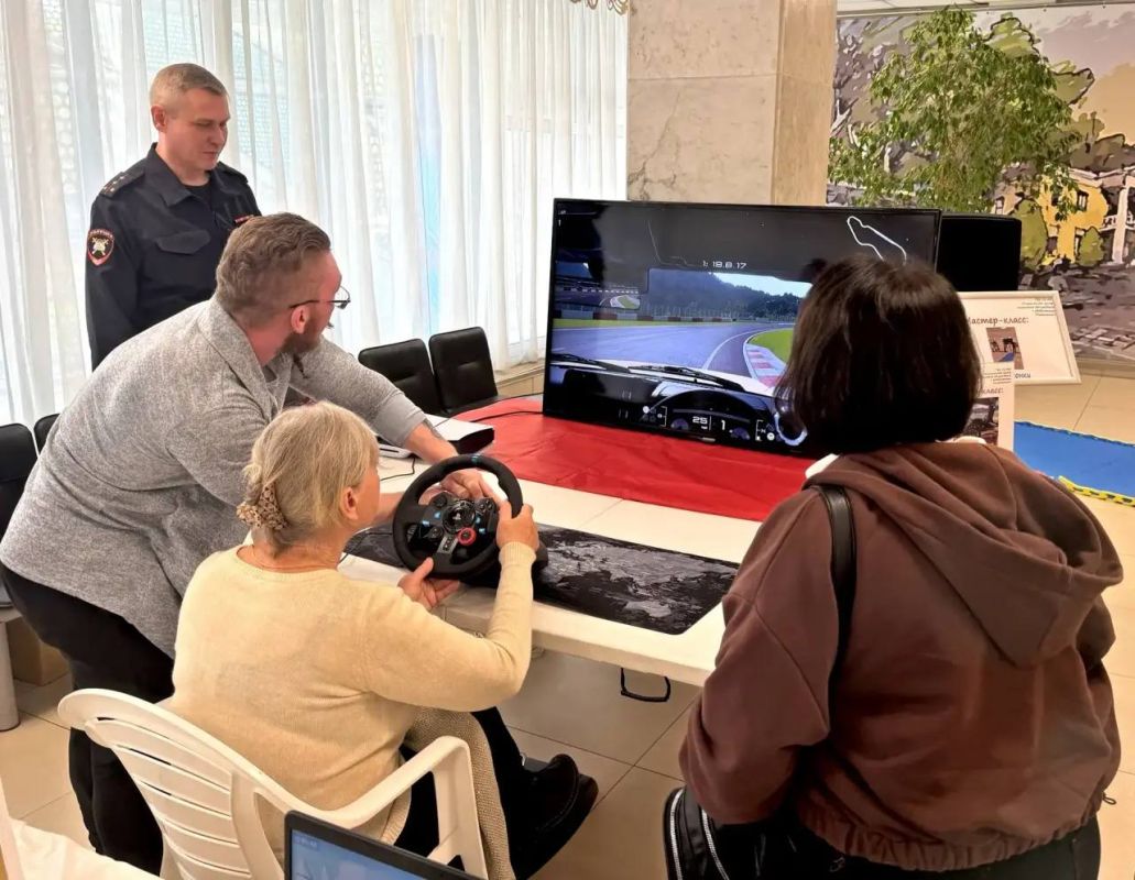 В подмосковном Красногорске состоялось торжественное областное мероприятие, приуроченное к Международному дню пожилых людей В подмосковном Красногорске состоялось торжественное областное мероприятие, приуроченное к Международному дню пожилых людей