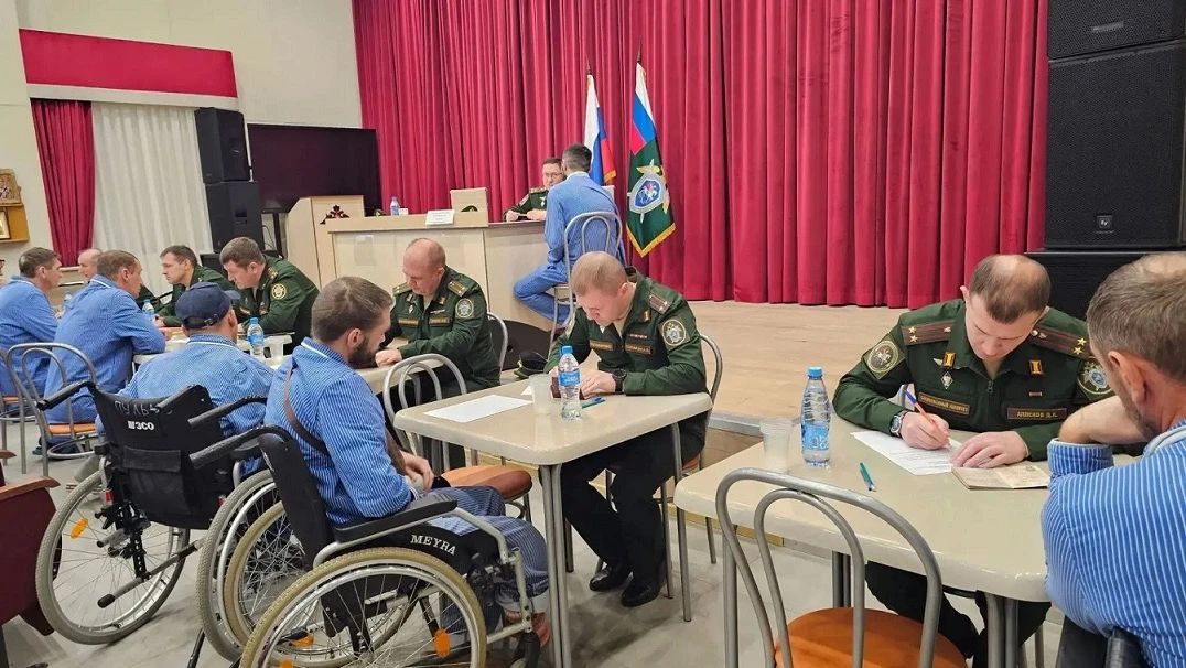 Военные следователи провели личный прием участников специальной военной операции Военные следователи провели личный прием участников специальной военной операции