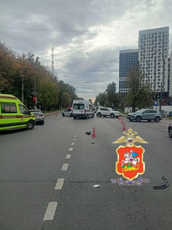 Подмосковные полицейские в Пушкино разбираются в обстоятельствах ДТП с участием электросамоката