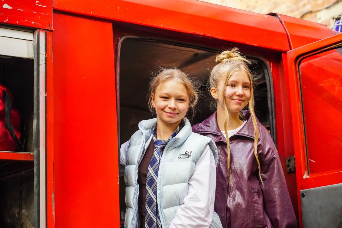 В Химках школьники на практике познакомились с работой спасателей В Химках школьники на практике познакомились с работой спасателей
