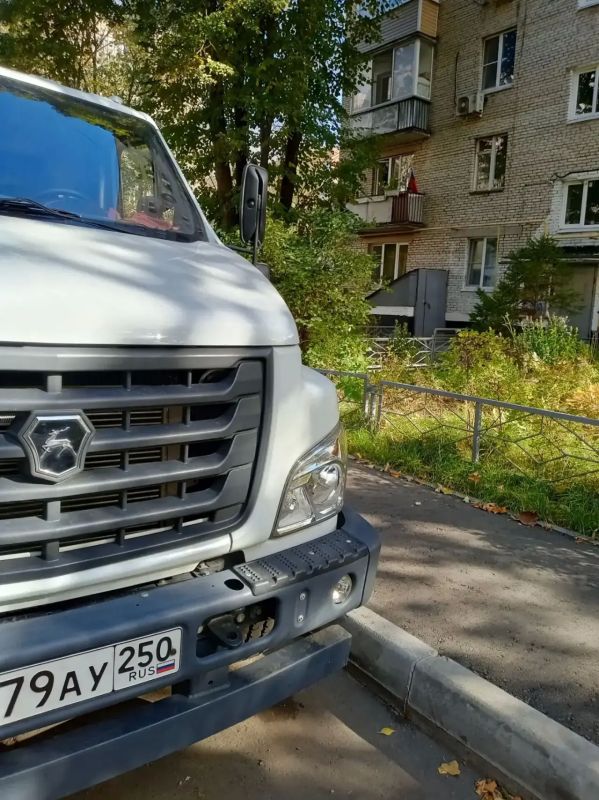 Автоцистерна с питьвой водой расположена в/г Павшино д.14 Автоцистерна с питьвой водой расположена в/г Павшино д.14