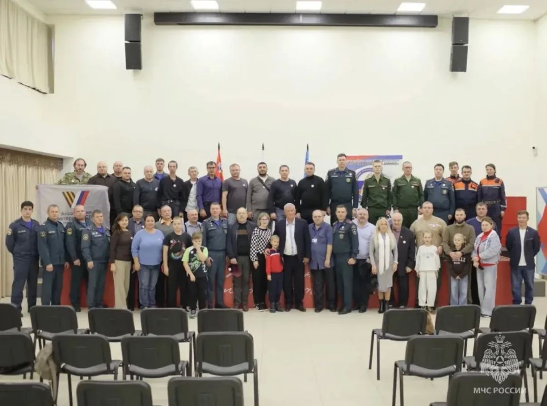 В Красногорске прошел турнир по домино ко Дню гражданской обороны В Красногорске прошел турнир по домино ко Дню гражданской обороны