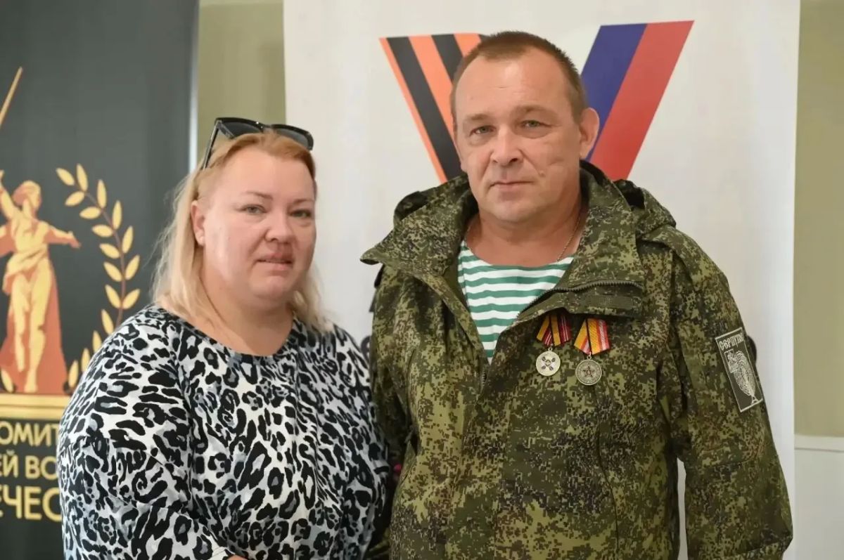 В городском округе Серпухов продолжают рассказывать о тех, кто сейчас на передовой