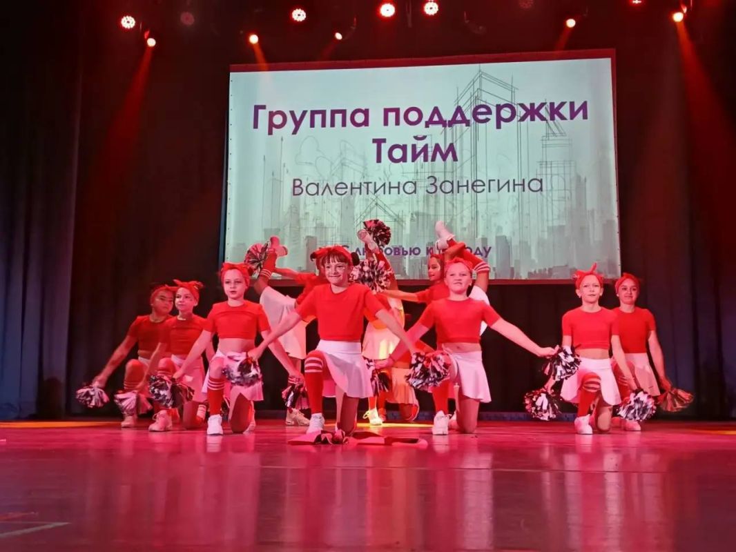 «Краски Подольска» и танцевальный марафон: в ДК имени Лепсе отметили 245-летие города «Краски Подольска» и танцевальный марафон: в ДК имени Лепсе отметили 245-летие города