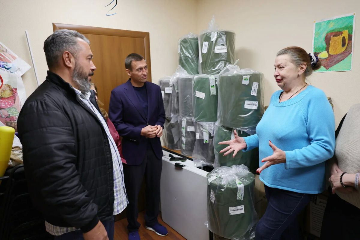 Вклад в общее дело: депутат Госдумы Александр Легков посетил фонд «От сердца к сердцу»