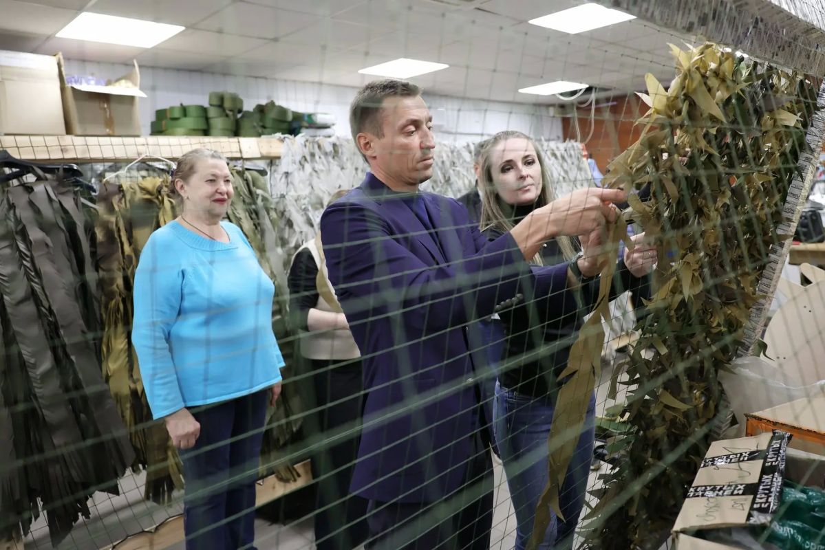 Вклад в общее дело: депутат Госдумы Александр Легков посетил фонд «От сердца к сердцу» Вклад в общее дело: депутат Госдумы Александр Легков посетил фонд «От сердца к сердцу»