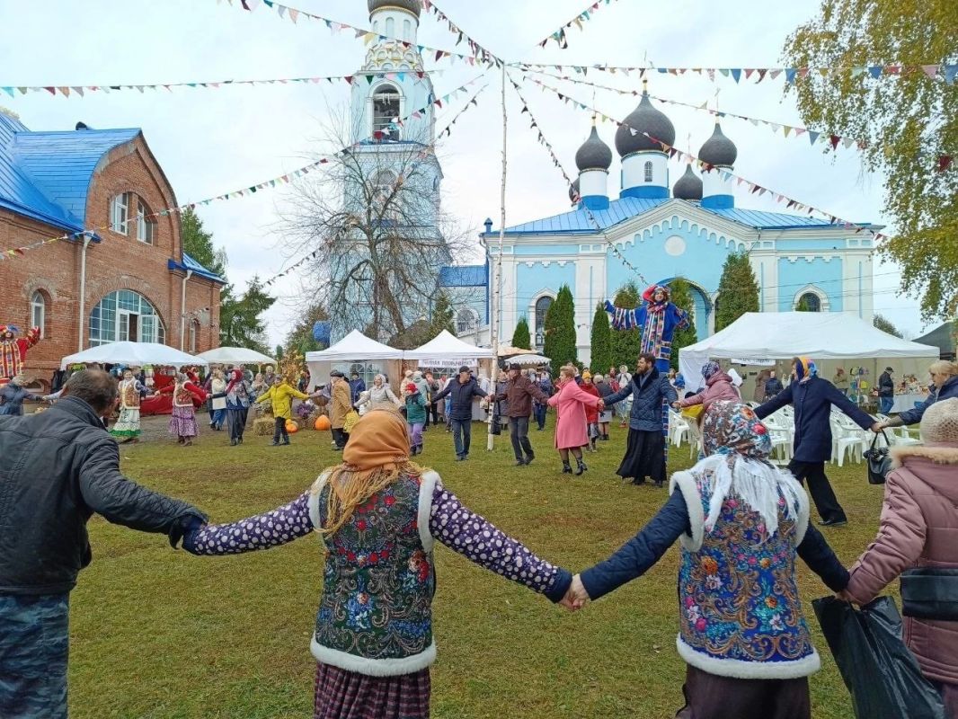 В селе Карпово 11 октября состоится традиционный православный фестиваль «Покровская ярмарка» В селе Карпово 11 октября состоится традиционный православный фестиваль «Покровская ярмарка»